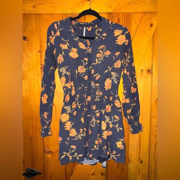 Free People Dresses & Skirts - Boho Free People Navy and Orange Floral Long Sleeve Dress